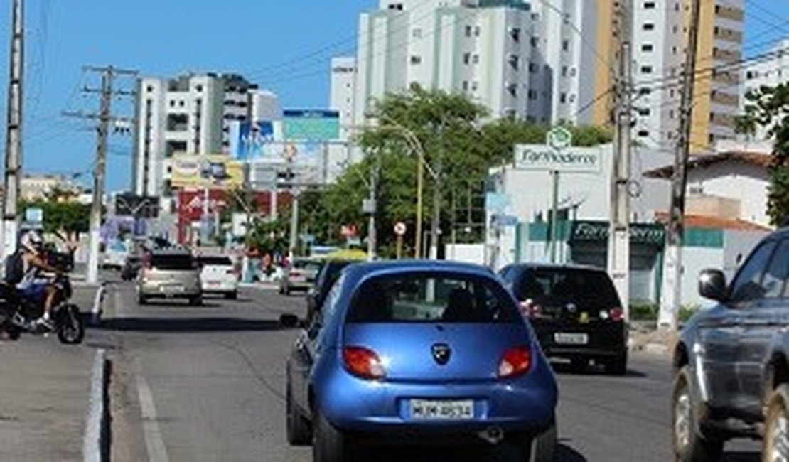 Outras avenidas de Maceió vão receber faixa exclusiva de ônibus