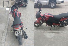Polícia apreende menor que furtou moto de estacionamento de shopping