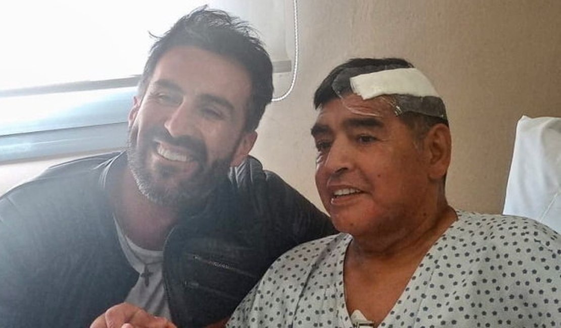 Última foto de Maradona gera polêmica entre médico e familiares do craque