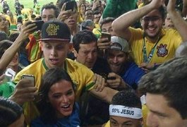 Neymar e Bruna Marquezine tiveram recaída em festa junina, diz jornal
