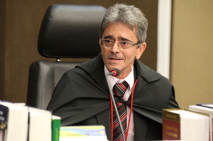 Governador sanciona reajuste de 4,52% aos servidores do Judiciário de Alagoas