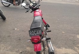 Motocicleta com queixa de roubo é recuperada pela PM, em Arapiraca