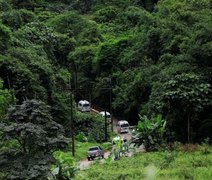 Mais três meninos são resgatados da caverna na Tailândia