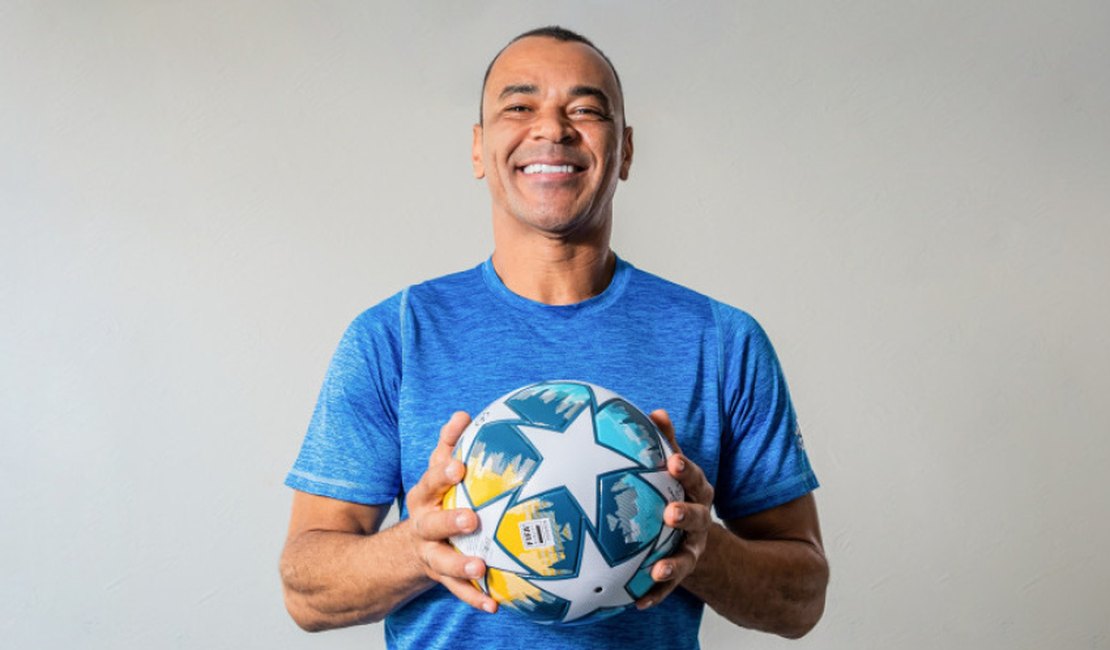 Cafu apoia reconstrução sob Ancelotti e alerta para formação de base