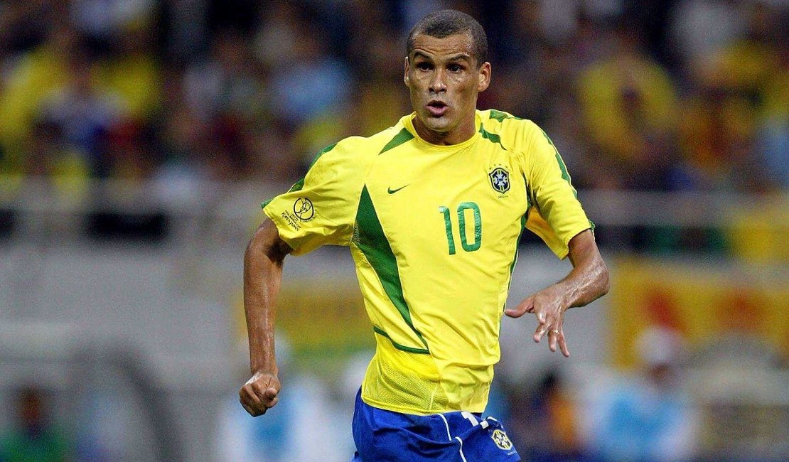 Rivaldo desabafa contra Galvão Bueno