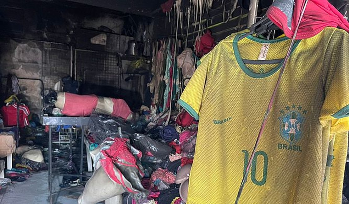 Loja de roupas é incendiada e dona leva prejuízo de mais de R$ 35 mil em Maceió