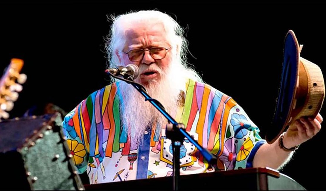 Hermeto Pascoal vence categoria de jazz do 19º Grammy Latino