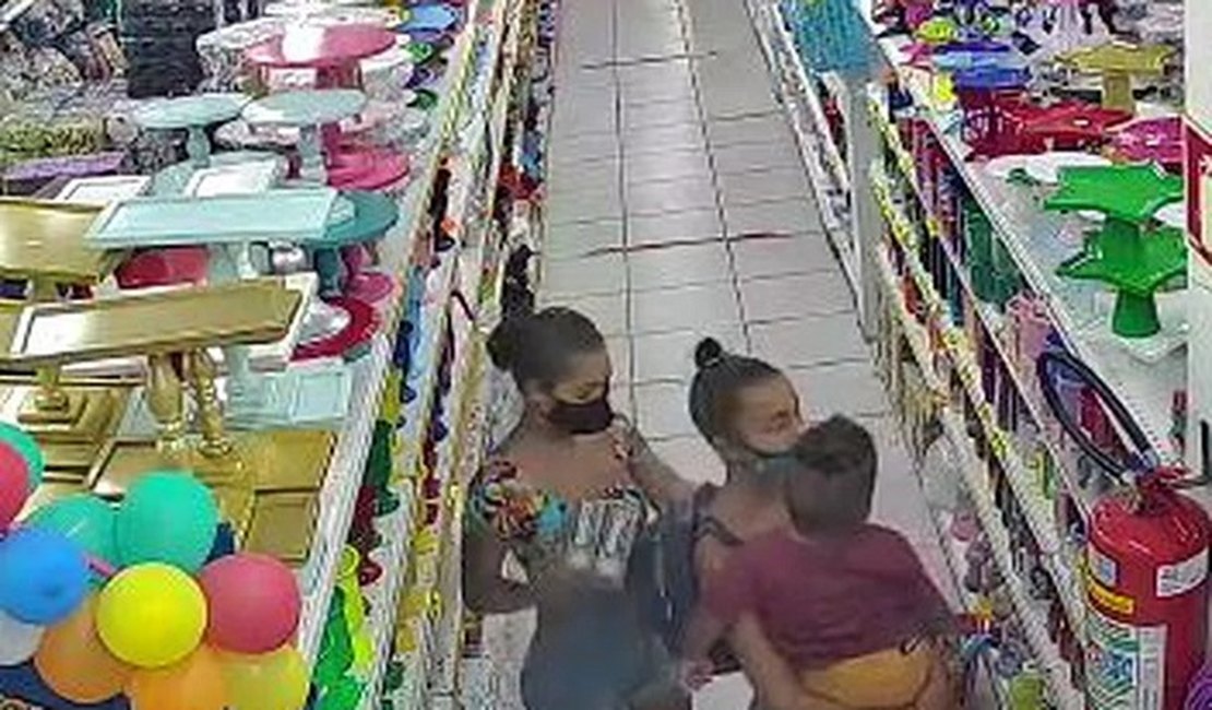 Vídeo. Mulheres furtam objetos em loja no Centro de Arapiraca
