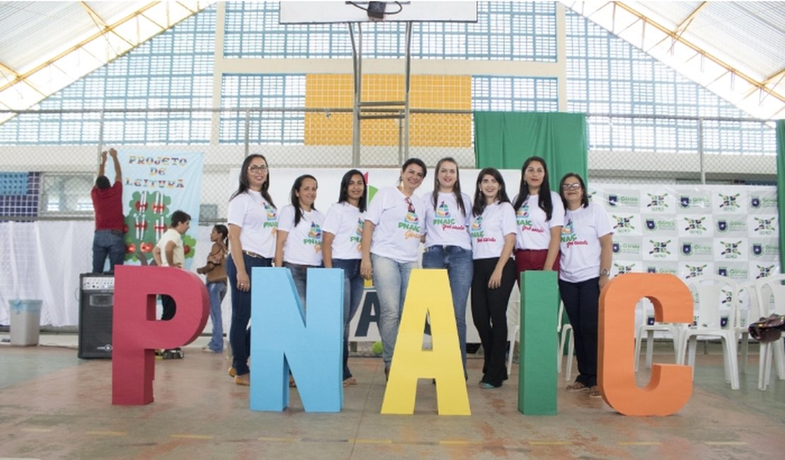 Professores e alunos participam da 1ª Formação do PNAIC, em Girau do Ponciano