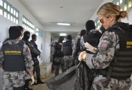 Quase 100 celulares são apreendidos no Baldomero Cavalcanti