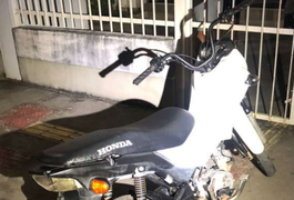 Policiais militares recuperam motocicleta que havia sido furtada em Campo Alegre