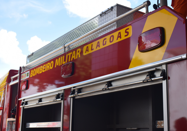 Corpo de pescador é encontrado após mais de 24 horas de buscas na Lagoa Mundaú, em Maceió