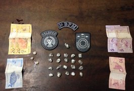 Adolescente é apreendido com drogas e dinheiro no Residencial Vale do Perucaba em Arapiraca