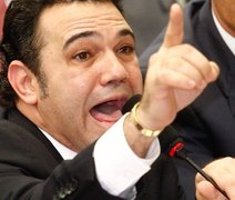 Marco Feliciano tenta censurar 'Sensacionalista' e ainda pede segredo de Justiça