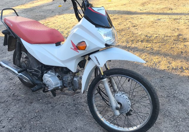 Jovem é preso no bairro Jardim Tropical após ser flagrado com motocicleta furtada