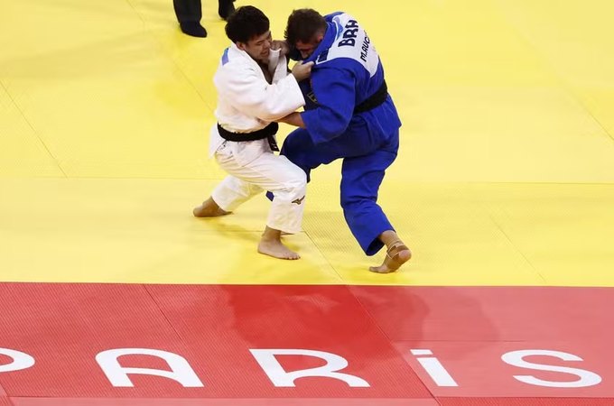 Brasileiros ficam fora da disputa por medalhas no primeiro dia de disputas do judô
