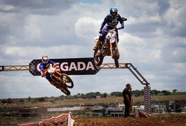 Adrenalina e emoção: Lago da Perucaba será palco da 10ª edição do Viva Motocross