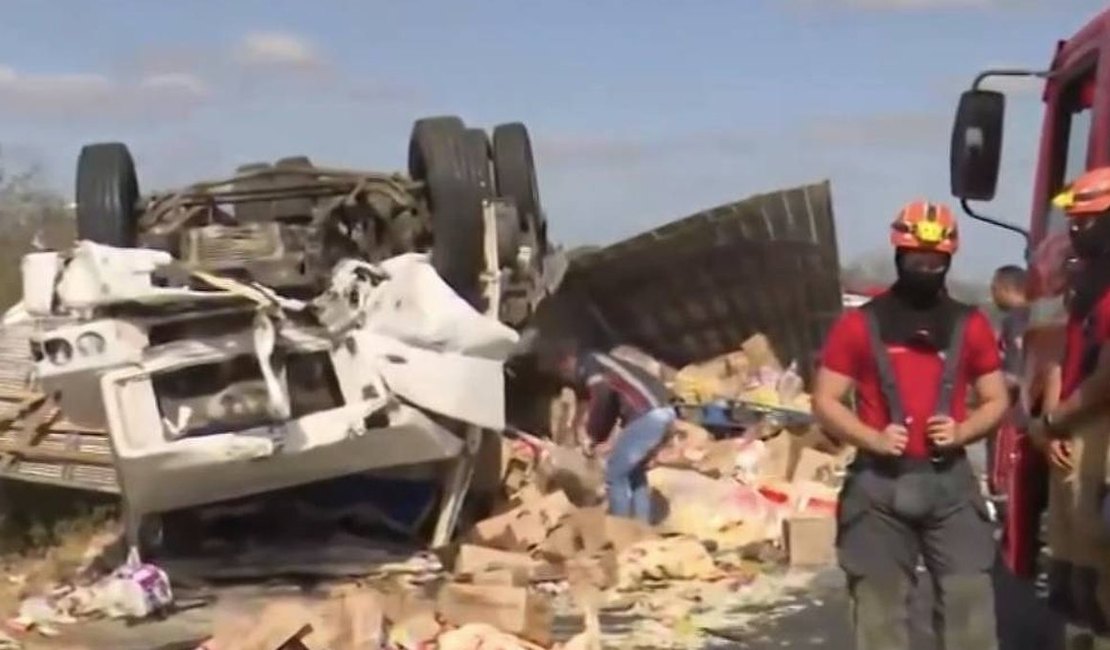 Cinco pessoas morrem em acidente em rodovia no interior da Paraíba