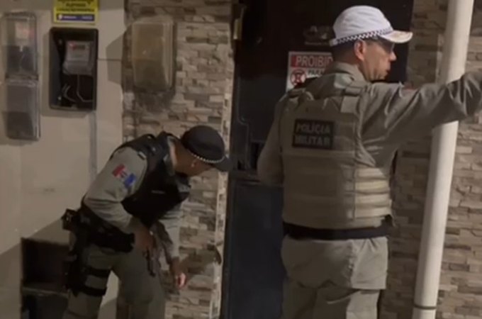 Operação é realizada em bairros de Maceió para capturar homem com extensa ficha criminal