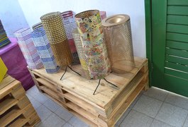 Arte de reciclar gera renda e ajuda na sustentabilidade ambiental de Arapiraca