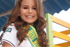 Candidata alagoana é escolhida Mini Miss Brasil 2014