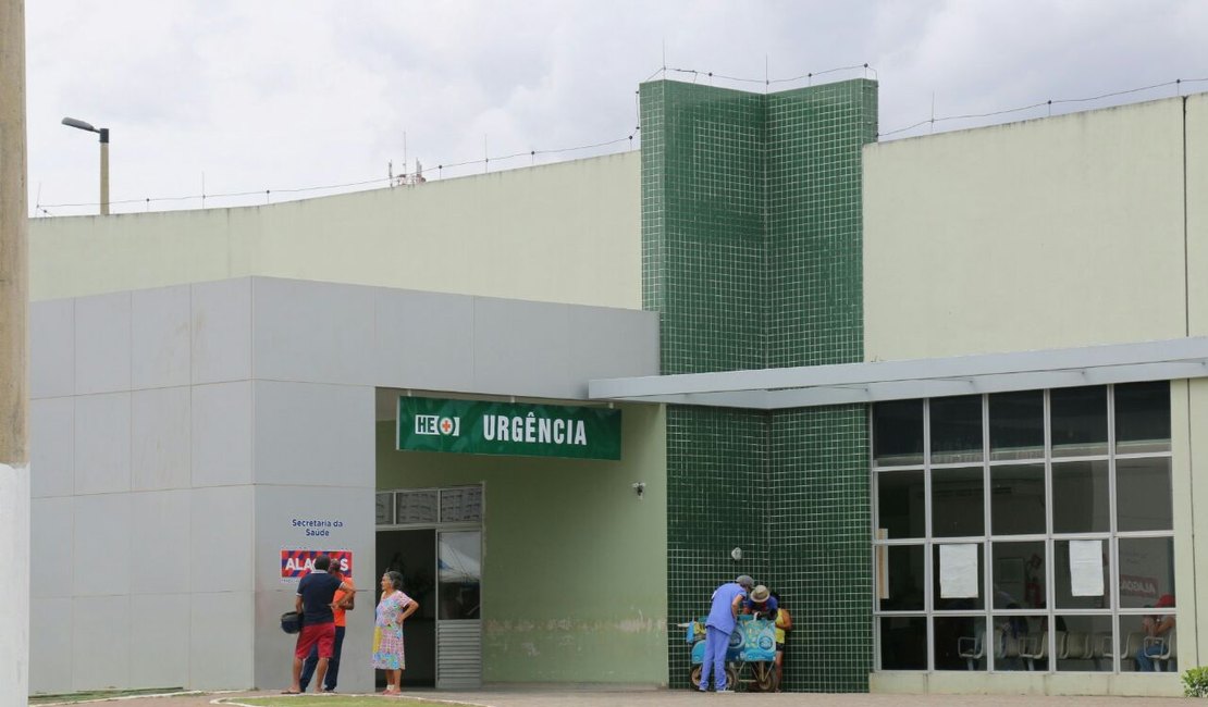 Estado de saúde de adolescente baleado em troca de tiros é estável, informa hospital