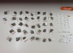 Polícia Militar apreende maconha, crack e cocaína e prende suspeito em Taquarana