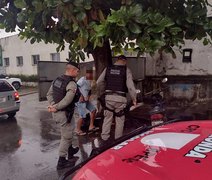 'Sem tempo' para alimentar a própria mãe: operação autua familiares de idosos por negligência