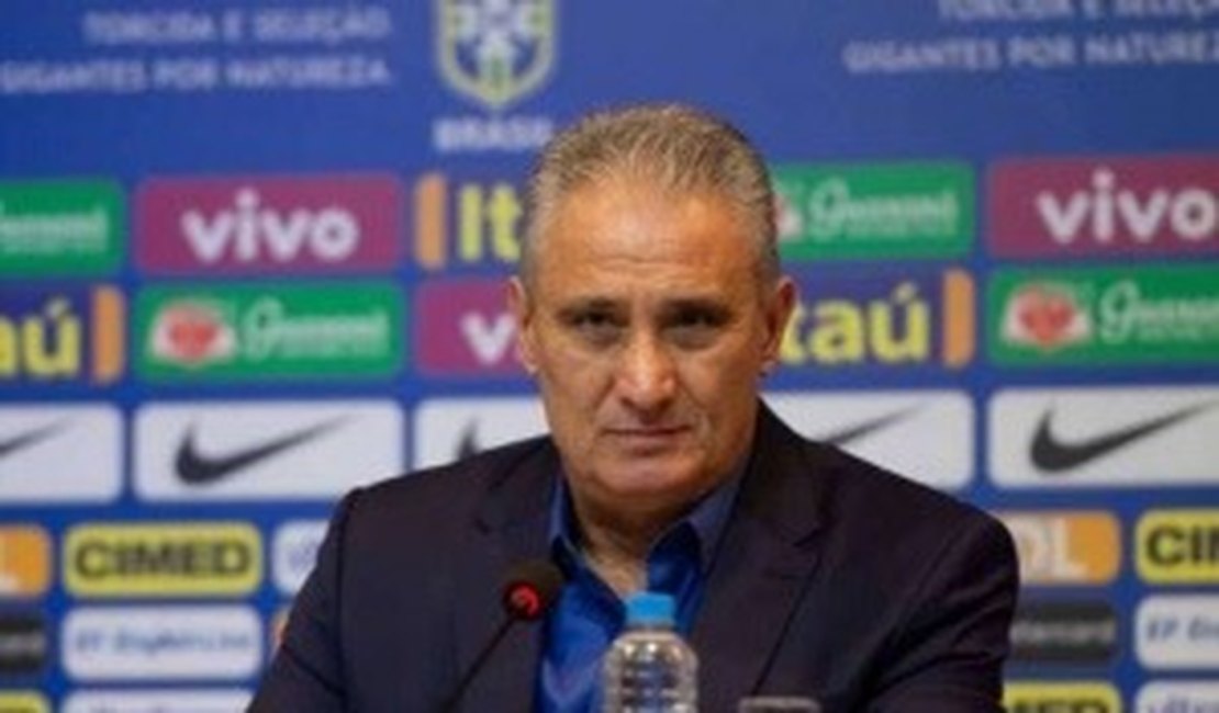 Tite faz última convocação da Seleção no ano