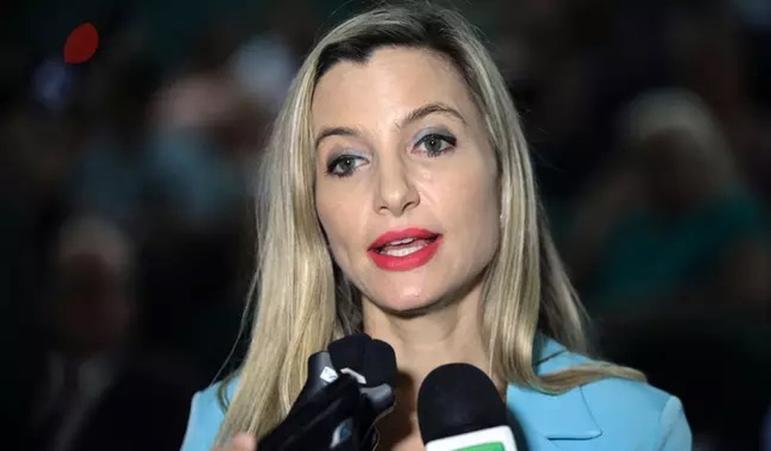 Justiça irá investigar conduta de juíza que impediu aborto de menina após estupro