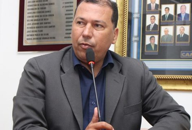 Vereador de Arapiraca muda apoio a deputado federal e leva puxões de orelha