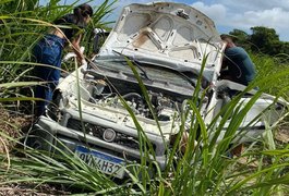 Membros de igreja de Arapiraca se envolvem em grave acidente na AL-220; uma pessoa morreu