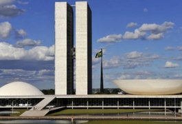 Bombeiro do DF rouba viatura, dirige quase 30 km e é preso perto do Congresso