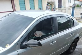 Polícia identifica suspeito de assassinar jovem dentro de carro em Palmeira dos Índios