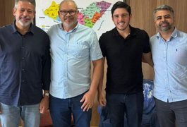 Prefeito Dário sela compromisso em Feira Grande e reforça projeto de Arthur ao Senado e de Álvaro Lira à Câmara Federal