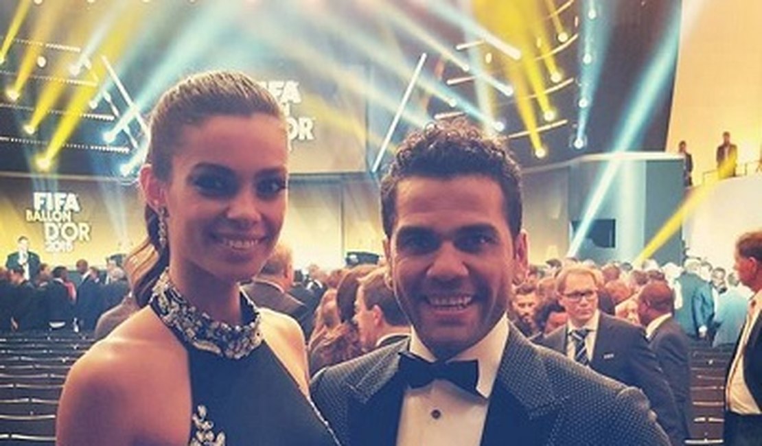 Dani Alves e CR7 protagonizam bate-boca antes da cerimônia da Bola de Ouro, afirmam jornais