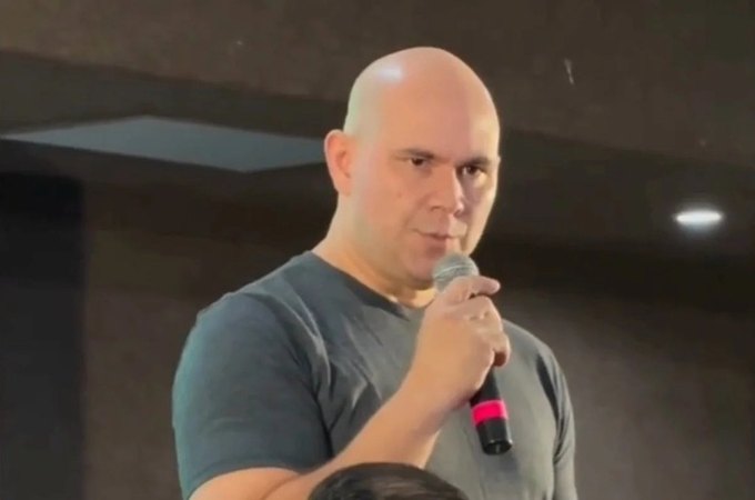 Prefeito de Cuiabá veta campeonato de 'farmar aura' na cidade: 'Sou hétero'