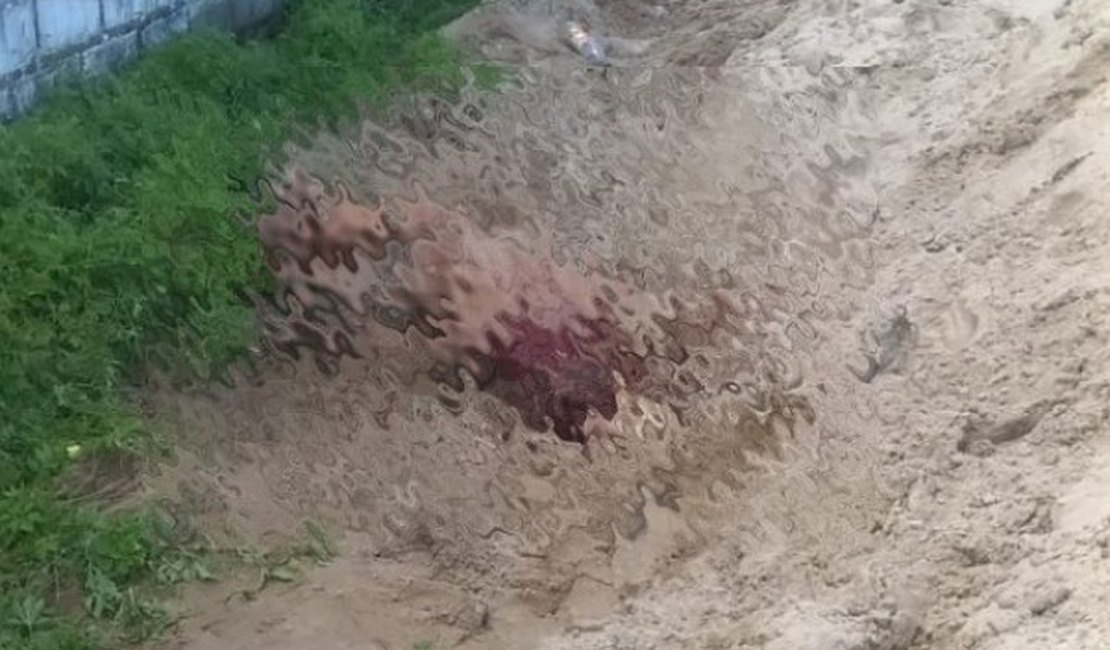 Jovem é encontrado morto a pedradas e despido no Cleto Marques Luz