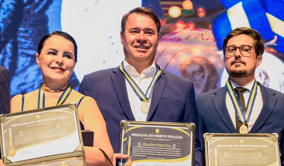 Perita Geral de Alagoas é homenageada com Medalha do Mérito da Polícia Civil