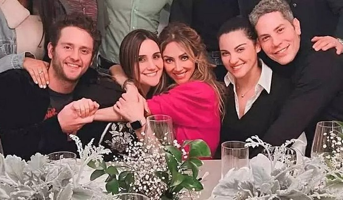 Elenco original de RBD anuncia retorno e data especial para shows