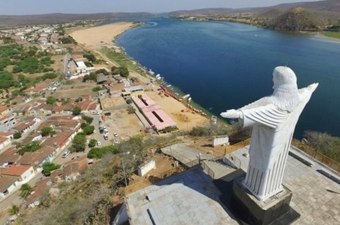 Pão de Açúcar registra maior temperatura do Brasil e Semarh emite alerta por baixa umidade
