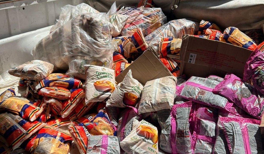 Vigilância Sanitária apreende 580 kg de produtos fora do prazo de validade no Jacintinho