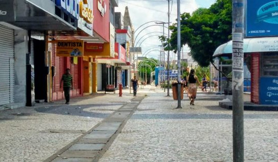 Cerca de 90% do comércio no Centro de Arapiraca pode ser aberto na fase laranja