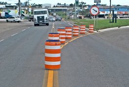 Prefeitura de Arapiraca e DER implantam sinalização no Trevo Padre Jefferson