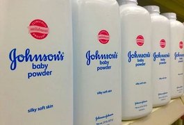 Johnson & Johnson encerra venda de talco infantil após casos de câncer