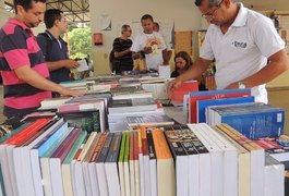 Editora da Ufal realiza Feirão de Livros, entre os dias 9 e 11 de maio, em Arapiraca