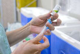 Prefeitura de Arapiraca inicia vacinação contra gripe para pessoas com mais de 6 meses de idade
