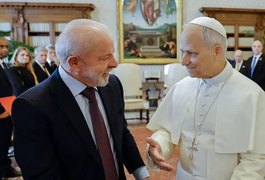 Lula se reúne com papa Leão XIV, pela primeira vez, no Vaticano