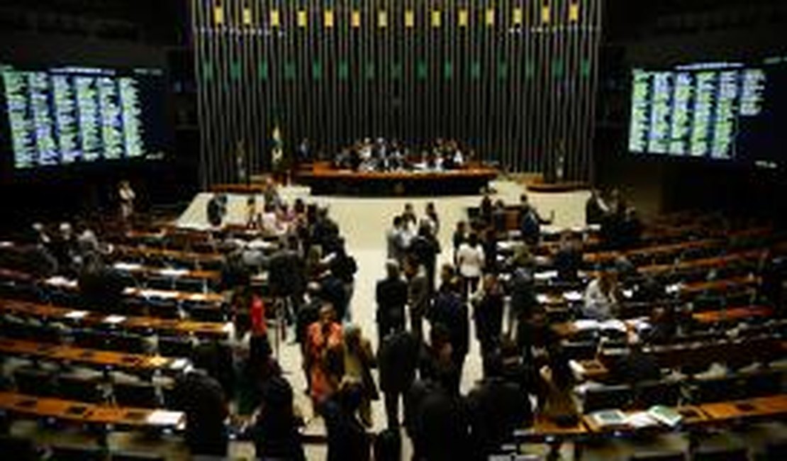Votações da semana na Câmara incluem teto salarial de servidores públicos