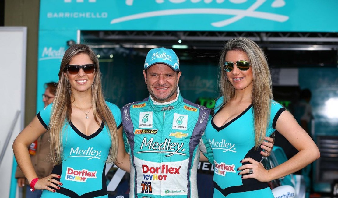 Barrichello marca pole em Curitiba e fica mais próximo do título